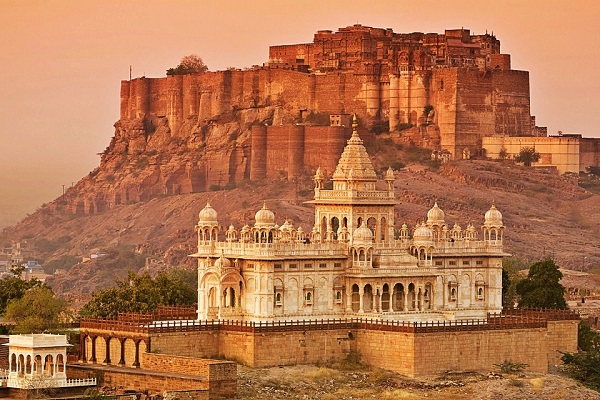 Hawa Mahal Palace in Jaipur, India - a stunning pink sandstone palace with intricate windows and balconies